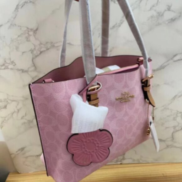 Coach Mollie Tote Bag 25 In Signature Canvas With Charms Gold/Powder Pink CER24 - Picture 5 of 5
